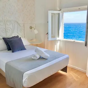 https://tico-los-banquitos.in-canary-islands.com